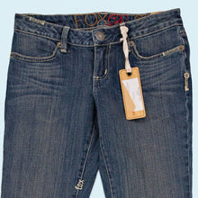 Lade das Bild in den Galerie-Viewer, Fox Hose "Girls Rebel Jean Sample" low waist bootcut, blau, 28/32
