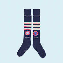 Lade das Bild in den Galerie-Viewer, Adidas Stutzen "FC Bayern München 1997-98", blau, 42-45

