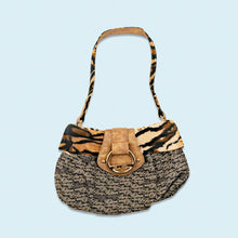 Lade das Bild in den Galerie-Viewer, Paris Hilton Handtasche Y2K 00er, braun
