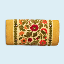 Lade das Bild in den Galerie-Viewer, Handtasche "Blumen" 50er/60er, grün/beige
