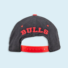 Lade das Bild in den Galerie-Viewer, Universal Industries Mütze "Chicago Bulls" 90er, schwarz, M/L
