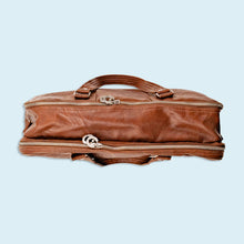 Lade das Bild in den Galerie-Viewer, Fred Perry Tasche "Kunstleder", braun

