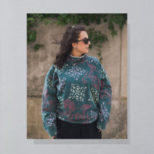 Lade das Bild in den Galerie-Viewer, Chiemsee Sweatshirt "crazy Print" 90er, grün, XL
