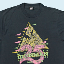 Lade das Bild in den Galerie-Viewer, Screen Stars T-Shirt "Ironman Minnesota" 1991 Made in the USA single stitch, schwarz, XL
