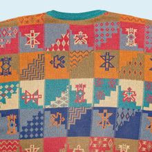 Lade das Bild in den Galerie-Viewer, Strickpullover - crazy pattern - 90er Made in Italy, mehrfarbig, L
