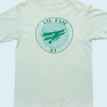 Lade das Bild in den Galerie-Viewer, Hanes Beefy T-Shirt Air Fair 1989 Made in the USA Single Stitch, grün, S/M
