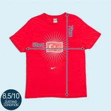Lade das Bild in den Galerie-Viewer, Nike T-Shirt "Türkei" 2000er, rot, M/L
