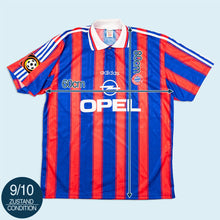 Lade das Bild in den Galerie-Viewer, Adidas Trikot "FC Bayern München Lothar Matthäus" Bundesliga Patch 1995-97 Made in Portugal, blau/rot, XL
