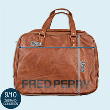 Lade das Bild in den Galerie-Viewer, Fred Perry Tasche "Kunstleder", braun
