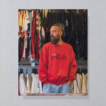 Lade das Bild in den Galerie-Viewer, Fila Sweatshirt "Logo" 90er Made in Canada, rot, XL breit
