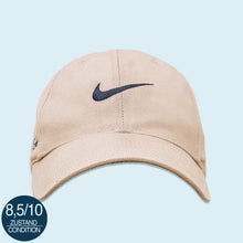 Lade das Bild in den Galerie-Viewer, Nike Golf Mütze &quot;Swoosh&quot; 00er, beige, Einheitsgröße
