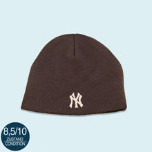 Lade das Bild in den Galerie-Viewer, Genuine Merchandise Beanie &quot;New York Yankees&quot; 00er, braun, Einheitsgröße
