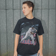 Lade das Bild in den Galerie-Viewer, Salem T-Shirt Yankees Mattingly 23 Single Stitch Made in the USA 90er, schwarz, L
