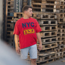 Lade das Bild in den Galerie-Viewer, Gildan Heavy Cotton T-Shirt NYC Harlem New York, rot, L/XL
