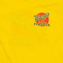 Lade das Bild in den Galerie-Viewer, T-Shirt &quot;Warps Top Quality Plastics&quot; Single Stitch, 90er,  gelb, Kids M, Erwachsene XS
