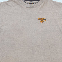 Lade das Bild in den Galerie-Viewer, NCC Gold T-Shirt Michigan Wolverines Made in Russia, grau, XL/XXL

